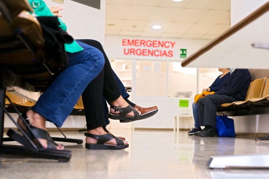 emergency-waiting-room